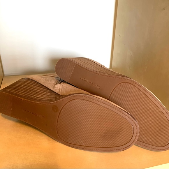 Lucky Brand LP-Zolinni Cow Split Suede Wedge Ankle Booties Size 9 - Picture 8 of 9